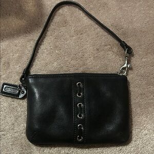 Coach Vintage Black Leather Wristlet Leather Stitching & Silver Grommets EUC